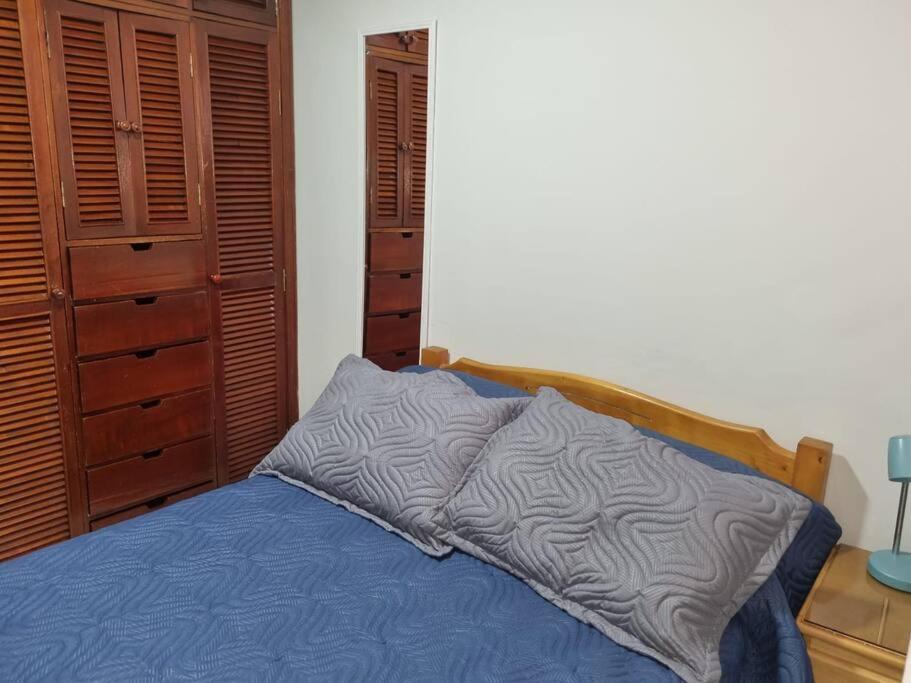 Apartamento Edificio Los Delfines Bogotá Exteriör bild